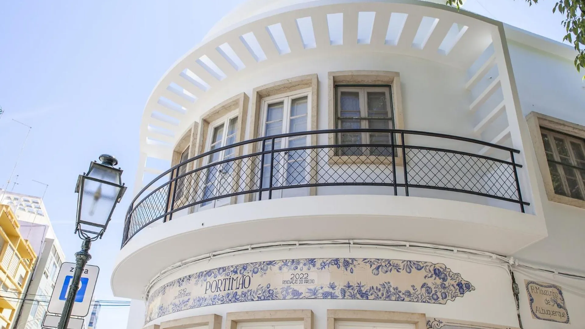 Modern 6 Bedroom Villa Portimao